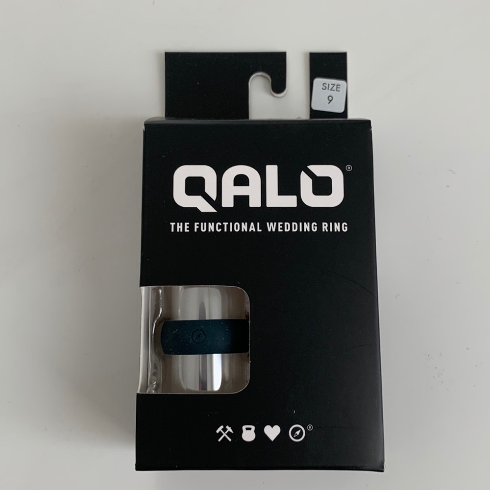 Qalo functional wedding ring